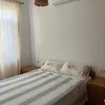 S - Wonderful On The Villa